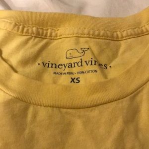 Vineyard vines tee
